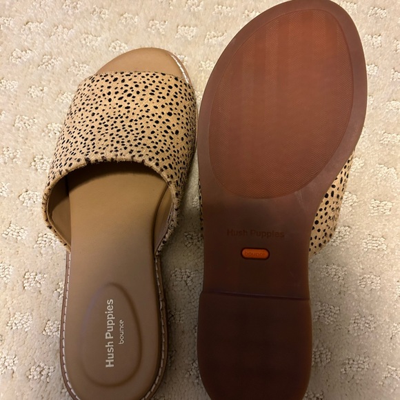 Hush puppies - Picture 2 of 2